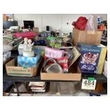 Miscellaneous table lot