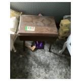 Small drop leaf and stand
