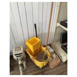 Clean I Mop bucket & Mop