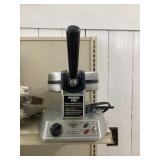 Warning pro waffle iron