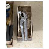 Adjustable door casket, notcher