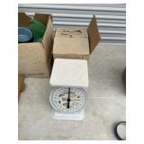 American families scale, vintage kitchen scale