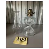 Kerosene pedestal lamp