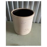 Number three crock