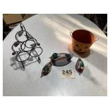 Household decorations lot