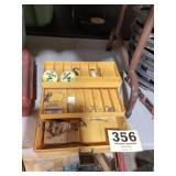 Fisherman tote box