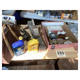 Miscellaneous lot of items for around the house