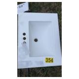 White sink