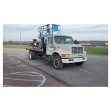 International 4700 T 444E Heavy Duty Dump Flat