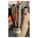 Truck lug wrenches