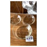Embossed  ovenware