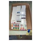 Vintage football cards approximately 1000