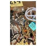 Assorted estate lot jewelry