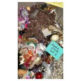 Assorted estate lot jewelry