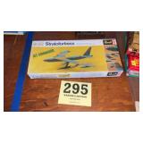 B 52 Stratofortress Revelle model kit