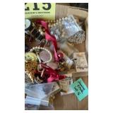 Assorted estate a lot of jewelry