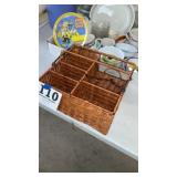 Portable picnic basket style organizer