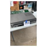 VHS DVD combo player