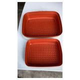 Tupperware dishes