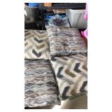 4 - 14' pillows