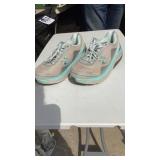 GDFY Ortho sneakers size 10.5 (fits like 10)
