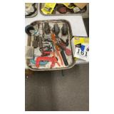 Miscellaneous tree lot, including casters