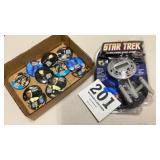 Star Trek 20 Q game and pins (six different 12
