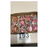 1979 Mork and Mindy pins  6 different pins 12
