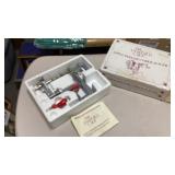 Pampered chef apple peeler corer slicer