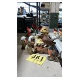 Lot of robin figurines