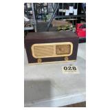 Vintage Philco Tube Radio