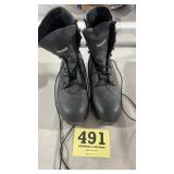 Men size 10 boots