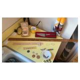Old advertising lot, ladies, Remington razor,