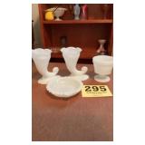 Set of vases, ashtray and dessert dish