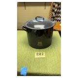 Blue enamel Canner