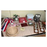 Miscellaneous table lot does not include the