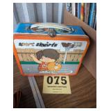 Sport Skwirts Metal Lunchbox