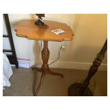 Tilt Top Spider Leg Candle Stand