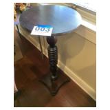 Turned 32" Lamp Stand