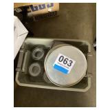Box w/Square Small Jars