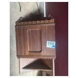 Hanging corner cupboard