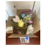 Easter miscellaneous lot with ceramic egg