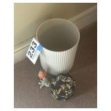 Trash bucket, 10 and home decor bird