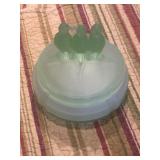 Uranium glass powder dish