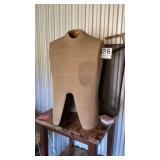 Mannequin form