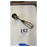 Gilcrist ice cream scoop