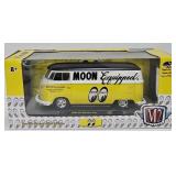 Castline M2 Machines 1:24 '60 VW Delivery (MIB)