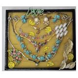 17 pc 1930ï¿½s to 1970ï¿½s Jewelry