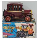 Rosko Japan Battery Op Grand-Pa Car w/OB