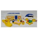 1972 Hasbro Weeble Romper Room Camper